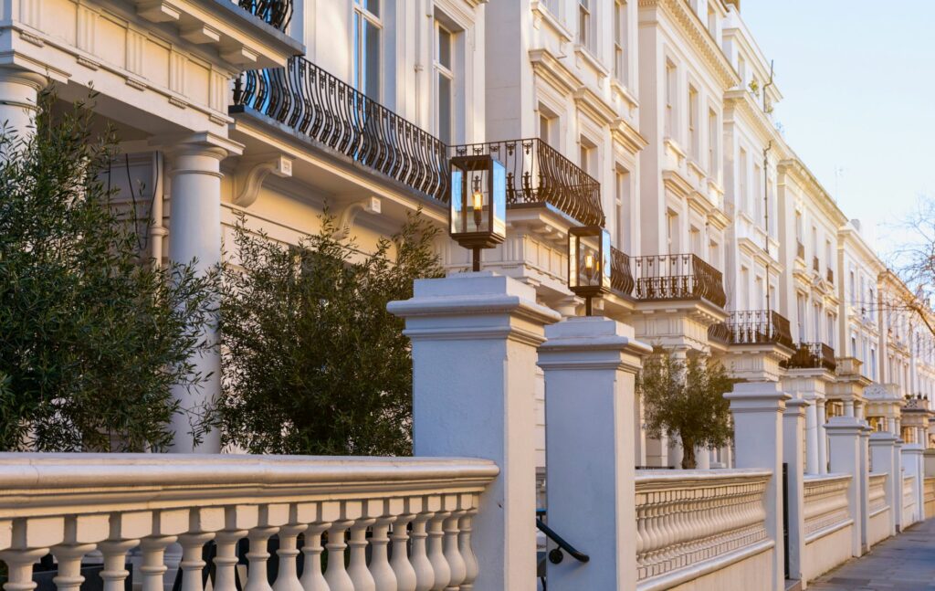 Renting in London before buying prime residential street, Notting Hill